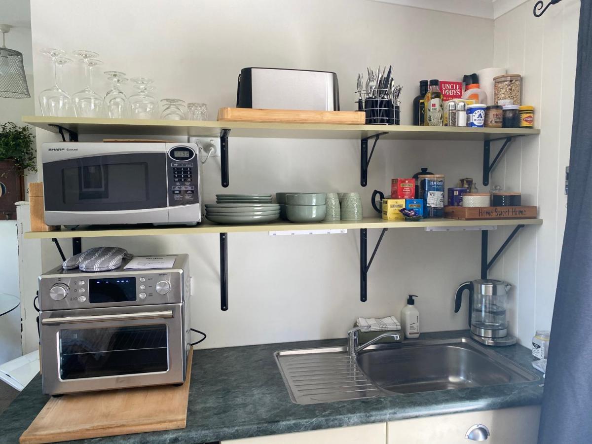 Glenie Cottage Bnb Guesthouse تيمارو المظهر الخارجي الصورة