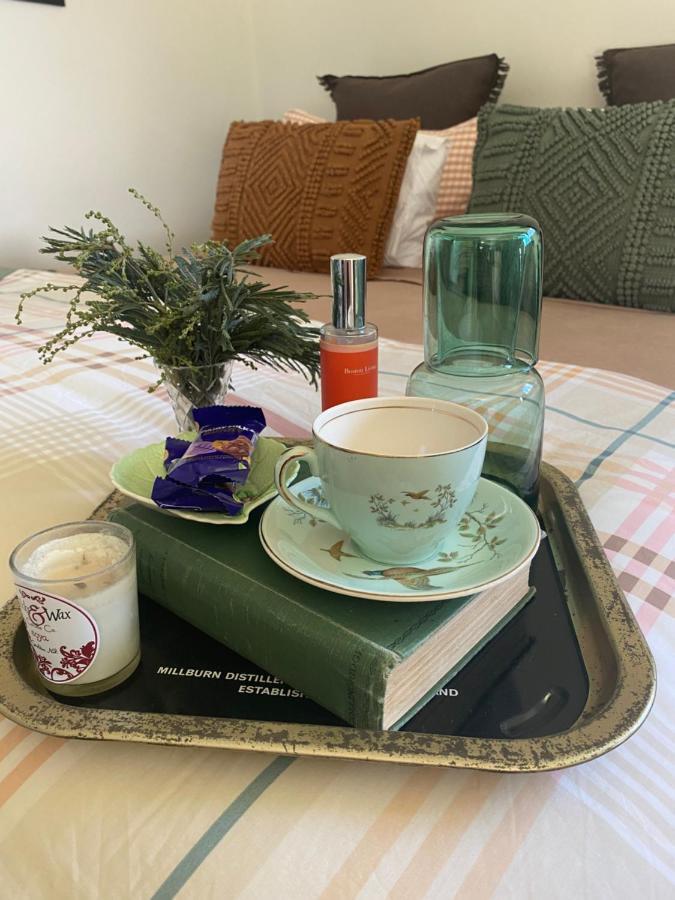 Glenie Cottage Bnb Guesthouse تيمارو المظهر الخارجي الصورة